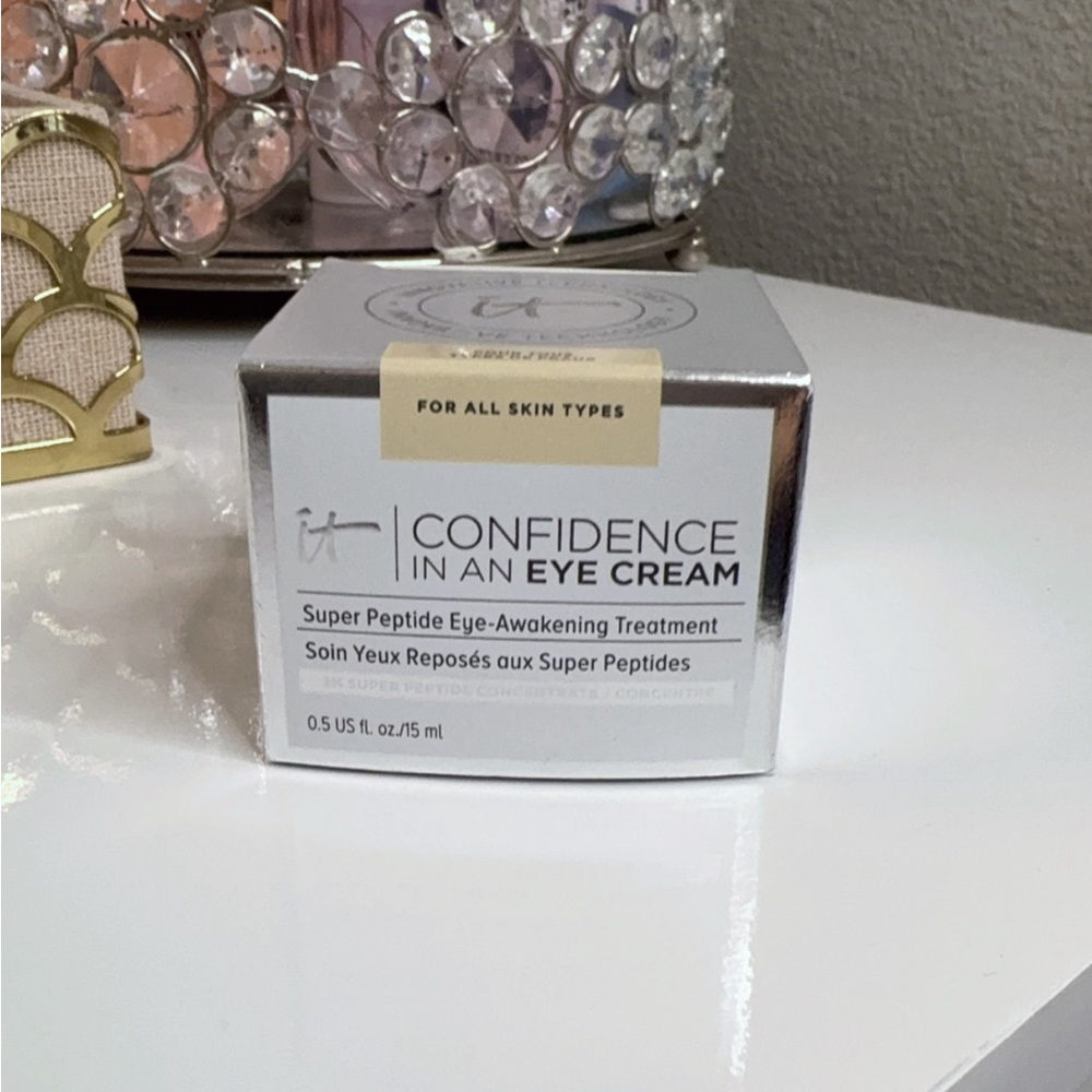 It cosmetics anti aging eye cream